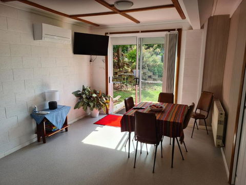 Orchard 2 Bedroom Apartment In Devonport - New South Wales Tourism  1