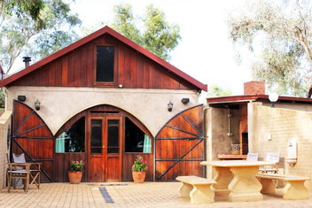 Outback Cellar & Country Cottage with New South Wales Tourism 