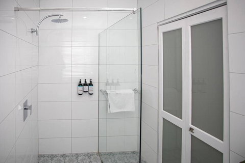 Oxbridge- Period Home In Central Goulburn - New South Wales Tourism  1