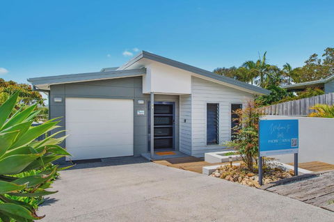 Pacific House - New South Wales Tourism  1