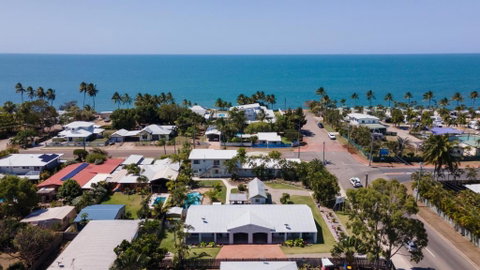 Palm View Holiday Apartments - New South Wales Tourism  2