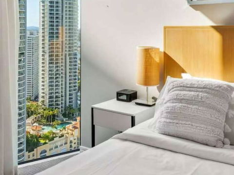 Paradise City Lights - Privately Managed Luxury Suite On Hilton Surfers Paradise Free Carpark - New South Wales Tourism  2