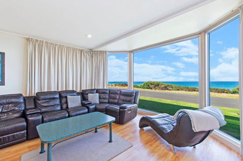 Paradise Cove - New South Wales Tourism  3