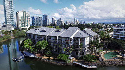 Paradise Island Resort - New South Wales Tourism  0