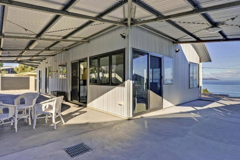 Park Beach Retreat - New South Wales Tourism  0