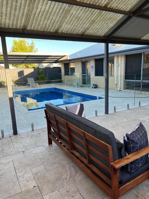 Parkside Pool Home In Aubin Grove - New South Wales Tourism  0