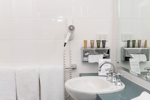 Pastoral Hotel Motel - New South Wales Tourism  3
