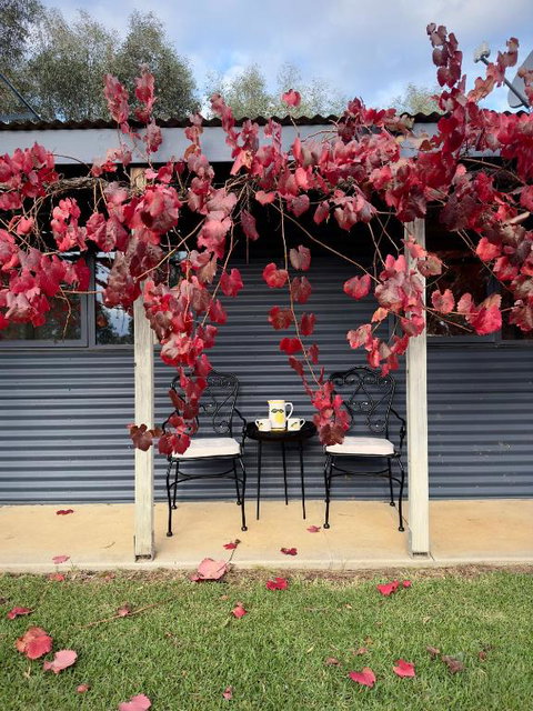 Peaceful Getaway In Stunning Bush Setting - New South Wales Tourism  0