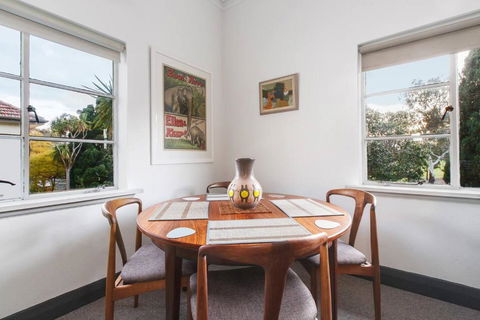 Parkside Hideaway - Beautiful Art Deco Near Zoo - New South Wales Tourism  1