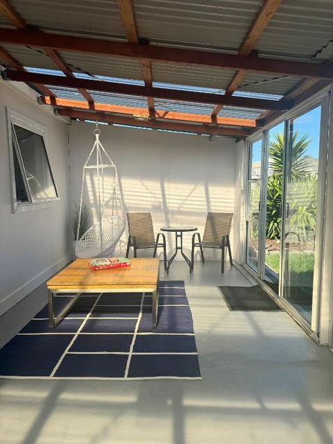Penguin Paradise Beach House - New South Wales Tourism  1