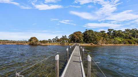 Peninsula At Metung - Access By Boat Only - New South Wales Tourism  1