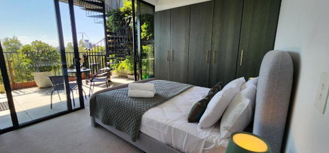 Penthouse Perfection With Private Rooftop Pool - New South Wales Tourism  3