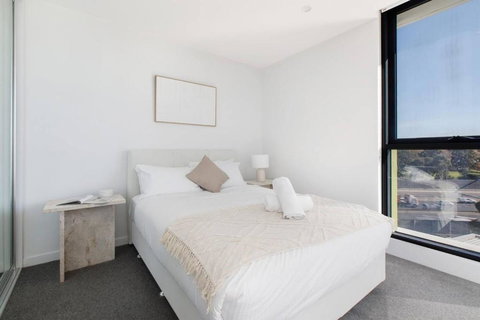 Perched On Parkville - A Minimalist Retreat With Pool - New South Wales Tourism  1