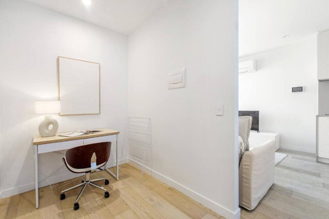 Perched On Parkville - A Minimalist Retreat With Pool - New South Wales Tourism  3