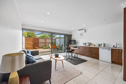 Petite Retreat - New South Wales Tourism  2