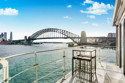 Phenomenal Harbour Bridge And Opera House Views! - New South Wales Tourism  0