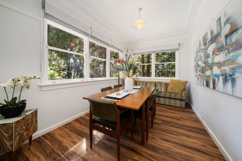 Pine Lodge - New South Wales Tourism  3