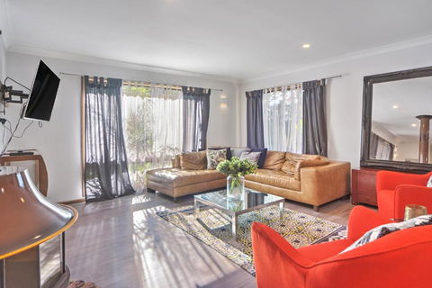 Pleasant Way River Lodge - New South Wales Tourism  3