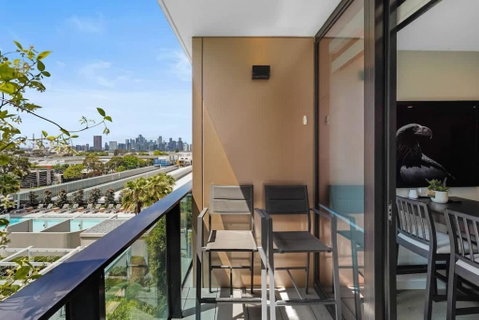 PM Residences - Modern Luxury 2BR Apt W Parking - New South Wales Tourism  3