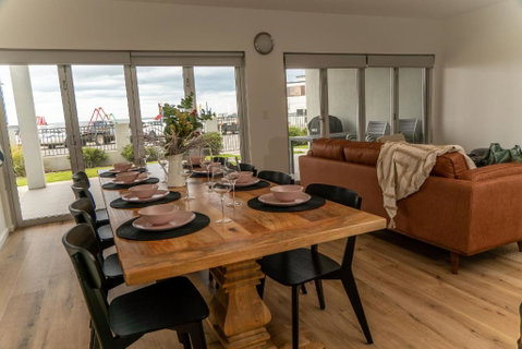 Port Vincent Seaside Apartments - Apartment 2 - New South Wales Tourism  1