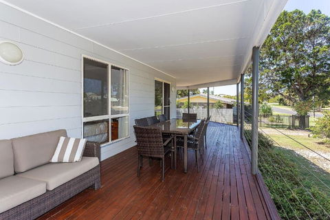 Rainbow Tides - New South Wales Tourism  0