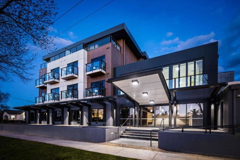 Quality Hotel Lakeside - New South Wales Tourism  0