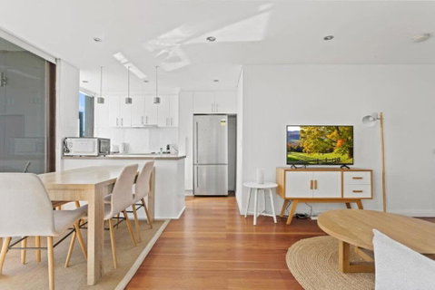 Prime Location 2-Bed Apartment With Parking - New South Wales Tourism  2