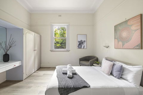 Private Double Room - Quaint Place In Lindfield - Shared Bathroom - New South Wales Tourism  0