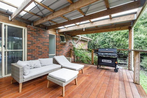 Private Holiday Home With Rain Forest Creek View - New South Wales Tourism  0