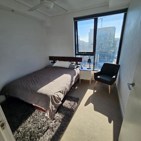 Private Bedroom & Bathroom In Shared Inner Brisbane Apartment - New South Wales Tourism  2