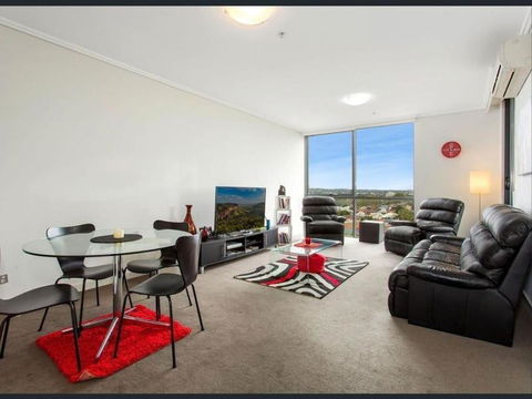 Private Room With Shared Washroom Only In 3bhk Apartment - New South Wales Tourism  3