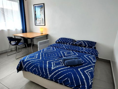 PROMO!!! 2-Bedroom Home Near Airport, Train Station! - New South Wales Tourism  0