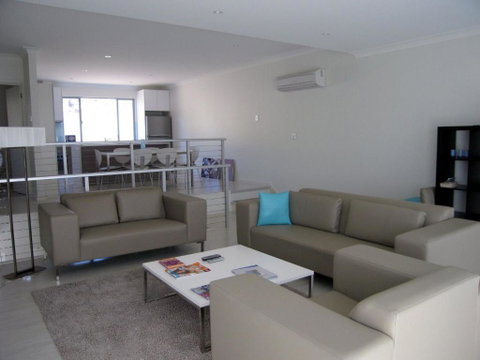 Quiet Getaway Only Minutes To Beach - New South Wales Tourism  2