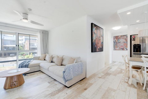 Rainbow Bay - 2BR Haven - New South Wales Tourism  3