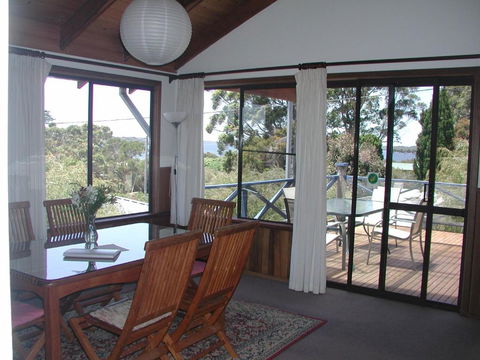 Rainbow House - New South Wales Tourism  1