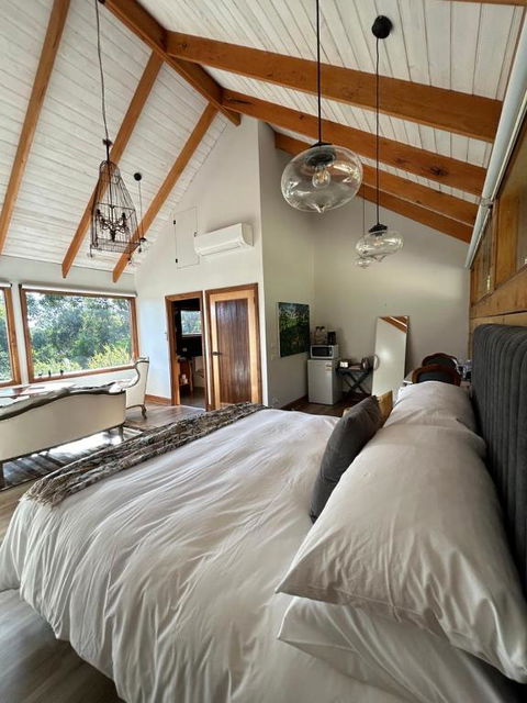 Rainy Hill Retreat - The Loft - New South Wales Tourism  2