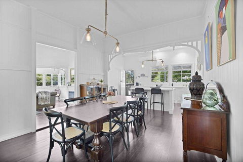 Rambling Roses - New South Wales Tourism  2