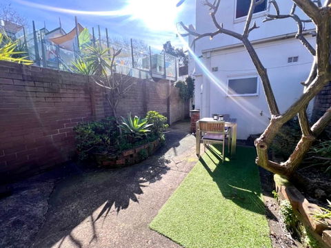Rear Garden Suite - New South Wales Tourism  2