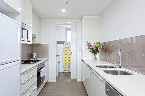 Astra Apartments North Sydney - New South Wales Tourism  3