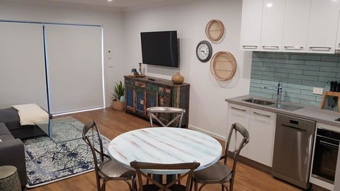 At Home Apartments - New South Wales Tourism  1