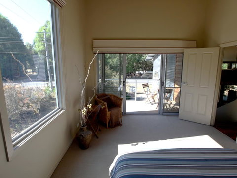 At The Gap Holiday Home - New South Wales Tourism  0