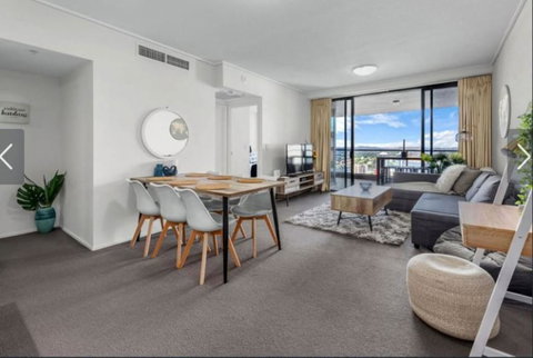 AU1 - Long Stay W Balcony RiverViews Fast WiFi - New South Wales Tourism  1