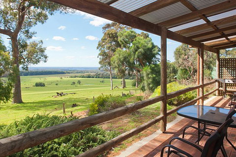 Augusta Sheoak Chalets - New South Wales Tourism  0