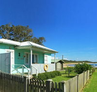 Aurora Beachfront Cottage - New South Wales Tourism 