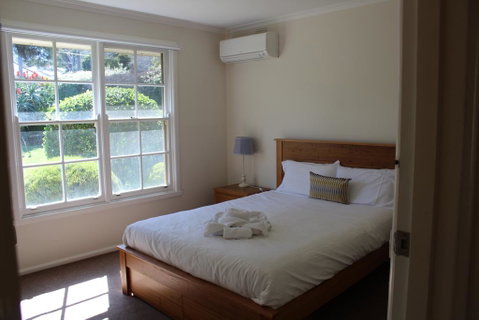 Australian Home Away @ Doncaster Grange Park - New South Wales Tourism  1