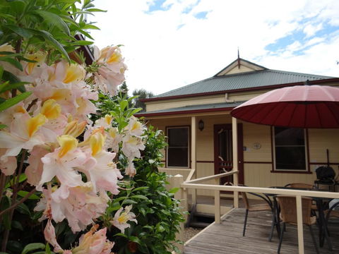 Autumn Affair Cottage 6 - New South Wales Tourism  0