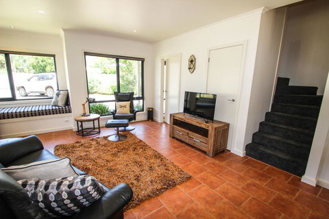 Avignon In Bright - New South Wales Tourism  3