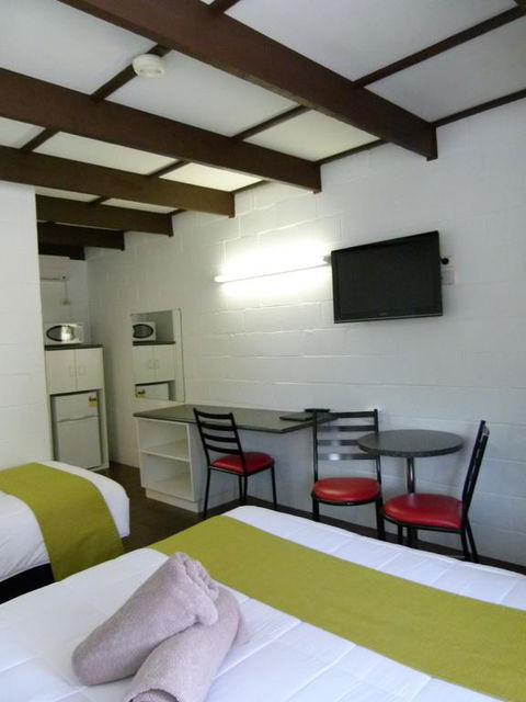 Azalea Motel - New South Wales Tourism  3
