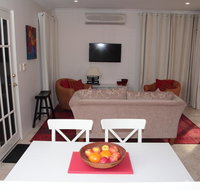 Azalea Villa - Close to the City of Perth - New South Wales Tourism 