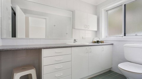 Azur 1 - South One Mile Beach - New South Wales Tourism  1